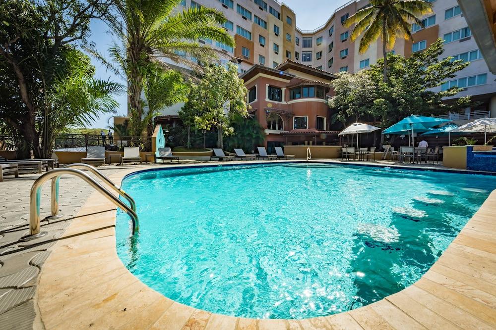Hotel Royal Oasis (Adults Only) Порт-о-Пренс Экстерьер фото
